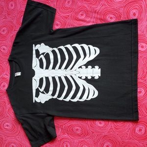 NWOT Skeleton Rib Cage Tee Men's Size S